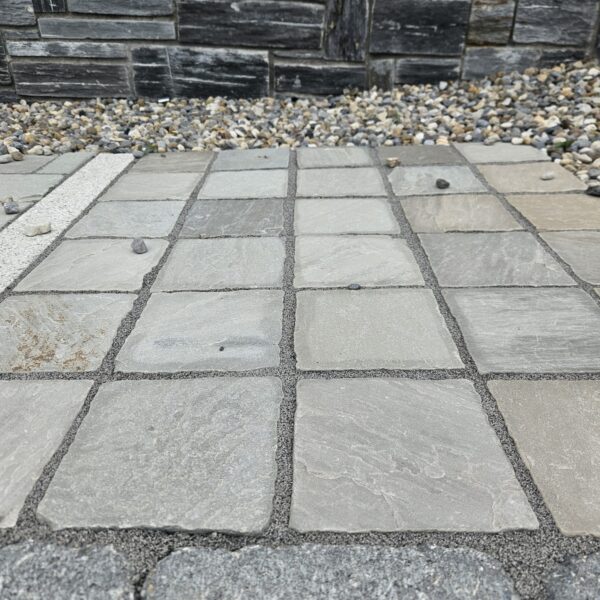 Kandla Grey Sandstone Cobbles