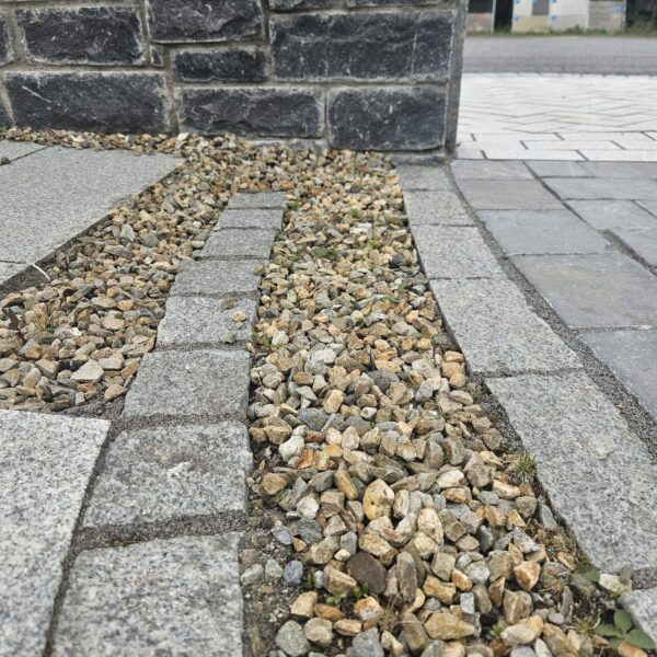 Silver Granite Setts