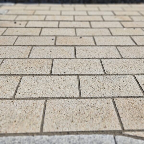 Sawn Edge Granite Setts