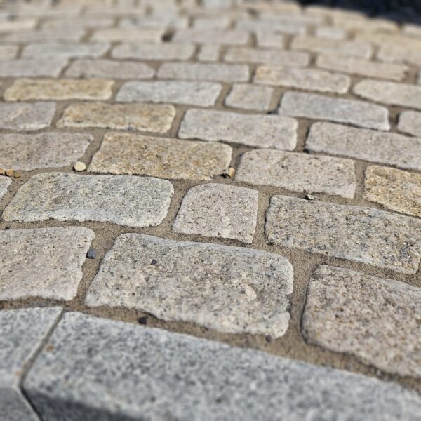 Tumbled Granite Cobbles - Image 2